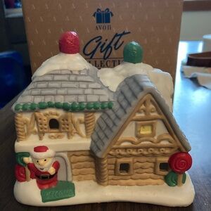 Avon Santa Town Santa’s House